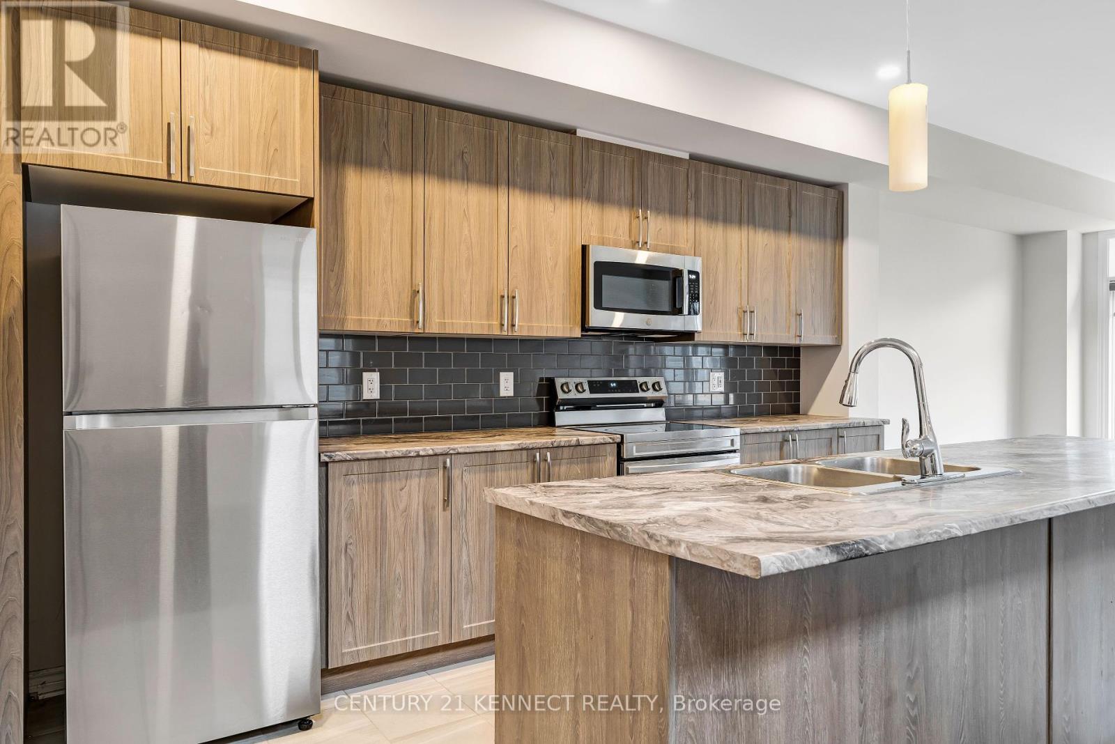 324 Ventoux Avenue, Ottawa, Ontario  K4A 5L6 - Photo 5 - X12177328