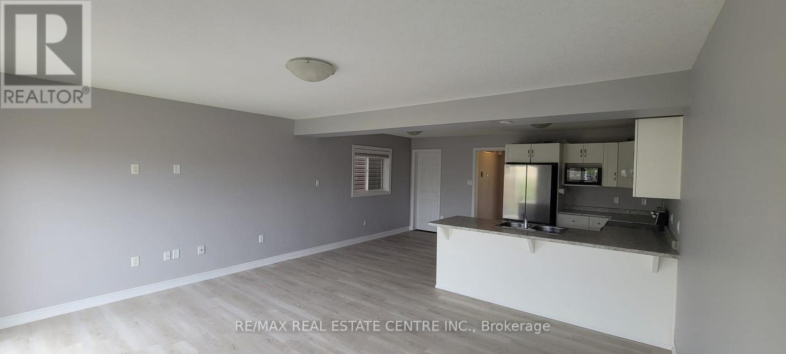 10 Mccann Street, Guelph, Ontario  N1G 0A8 - Photo 6 - X12177336