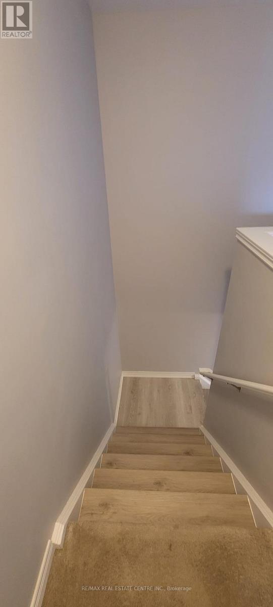 10 Mccann Street, Guelph, Ontario  N1G 0A8 - Photo 9 - X12177336