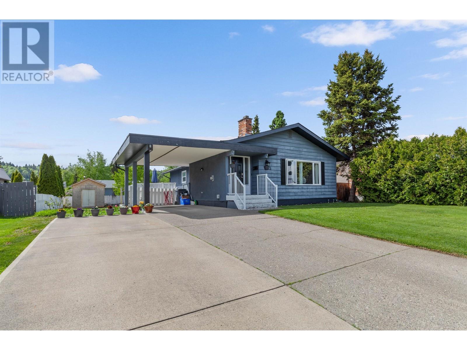 265 Bellos Street, Prince George, British Columbia  V2M 4W8 - Photo 2 - R3007602
