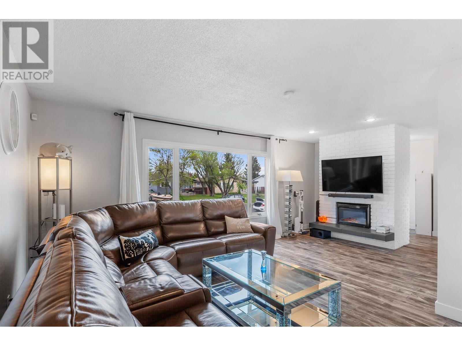 265 Bellos Street, Prince George, British Columbia  V2M 4W8 - Photo 11 - R3007602