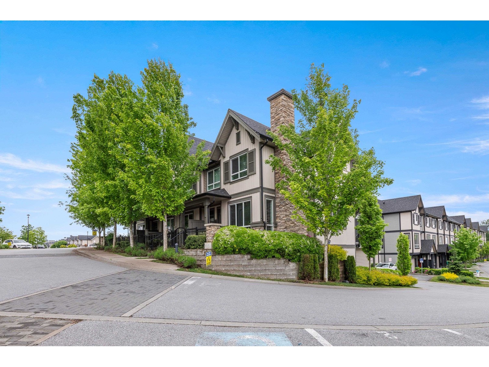 9 30930 Westridge Place, Abbotsford, British Columbia  V2T 0H6 - Photo 1 - R3006098
