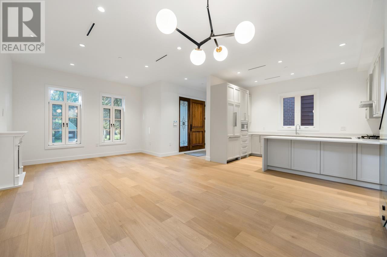 Property at 5836 HIGHBURY STREET image 5