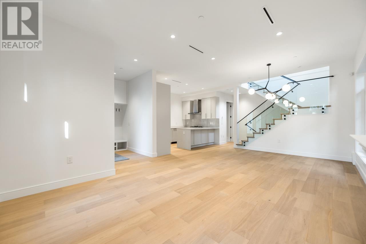Property at 5836 HIGHBURY STREET image 5