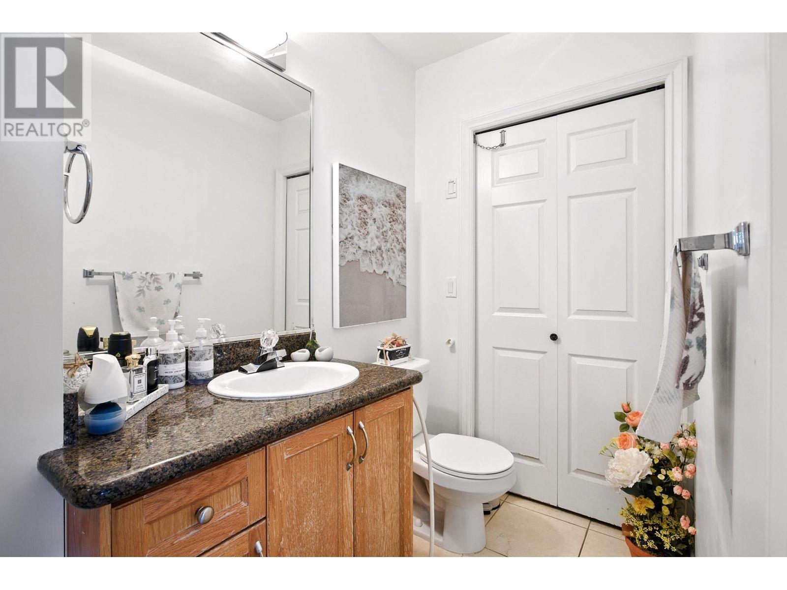 4316 Hurst Street, Burnaby, British Columbia  V5J 1M9 - Photo 11 - R3007995