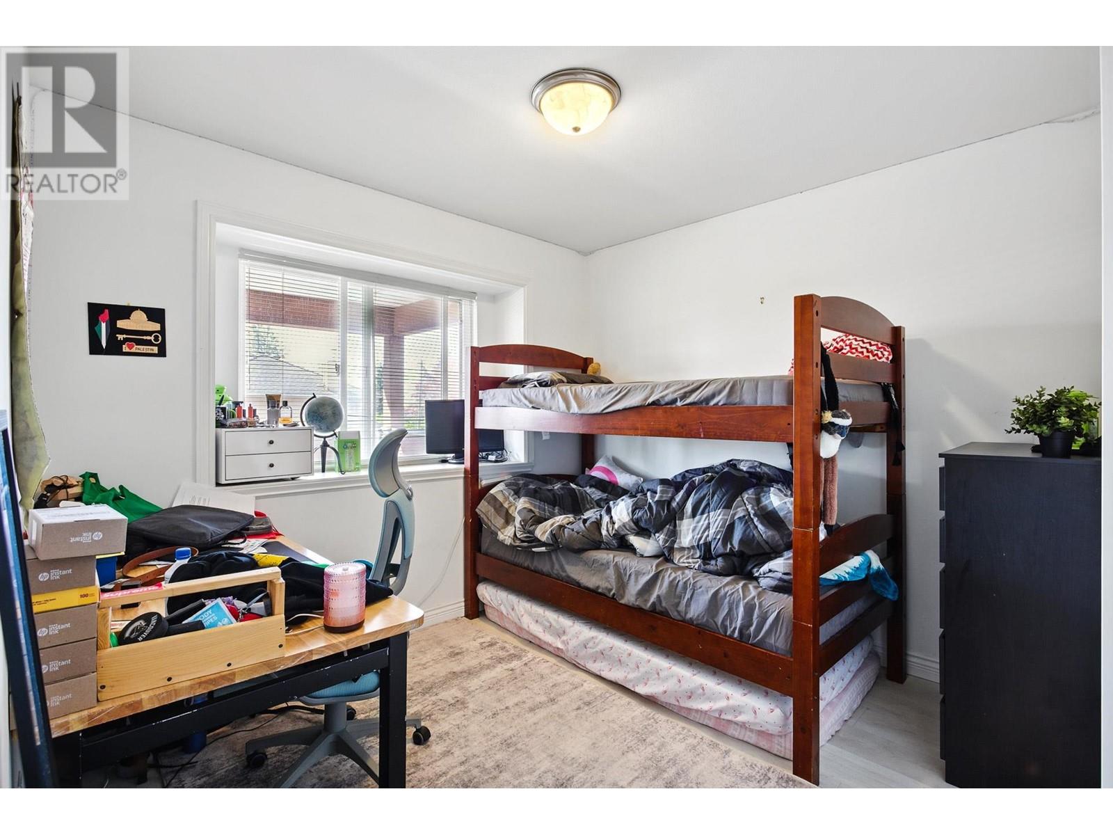 4316 Hurst Street, Burnaby, British Columbia  V5J 1M9 - Photo 14 - R3007995