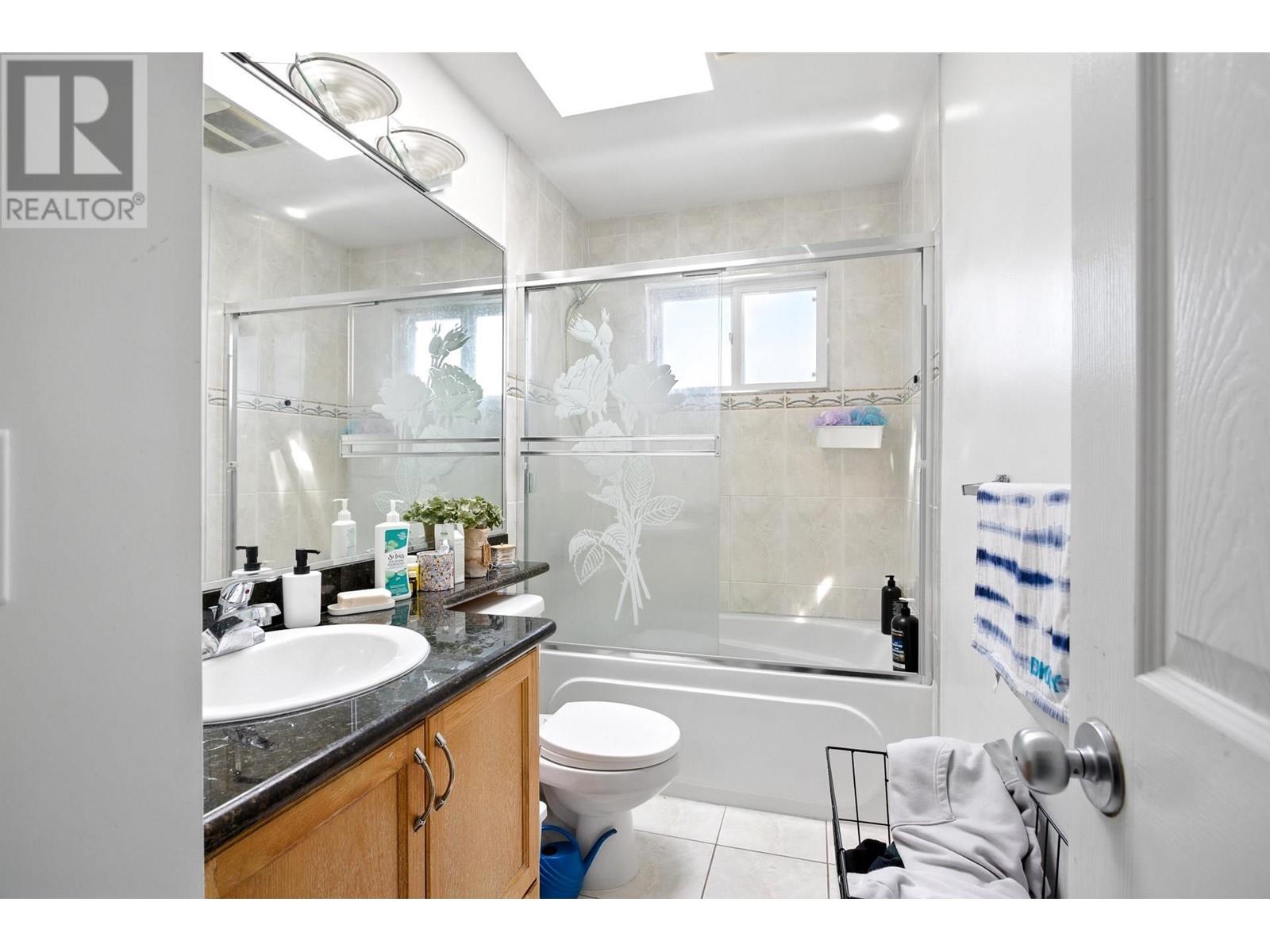 4316 Hurst Street, Burnaby, British Columbia  V5J 1M9 - Photo 16 - R3007995