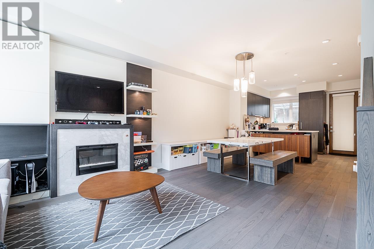 5512 Oak Street, Vancouver, British Columbia  V6M 2V6 - Photo 2 - R3008013