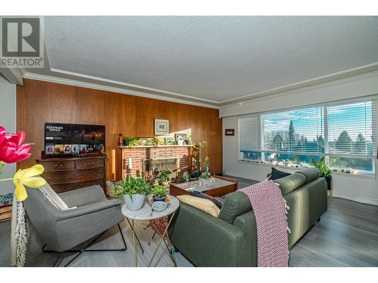 Property at 6407 CLINTON STREET image 3