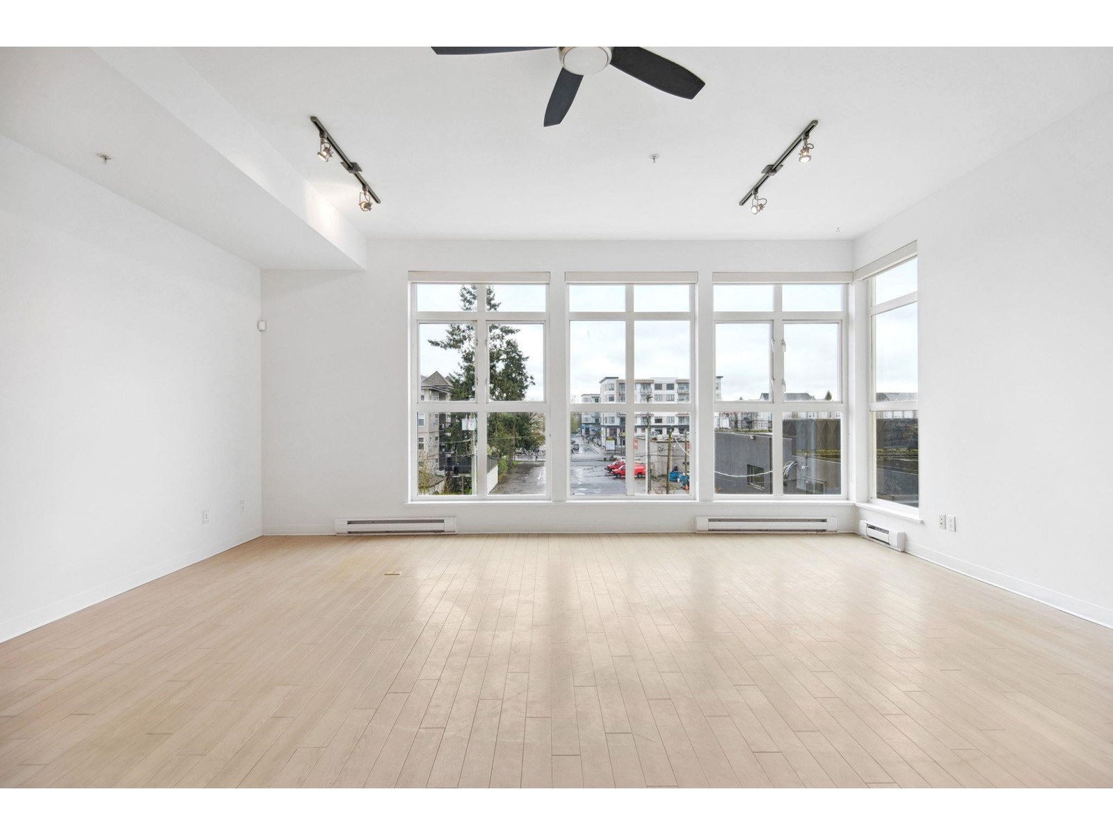 308 20238 Fraser Highway, Langley, British Columbia V3A 4E6 - Photo 2 - R3008089