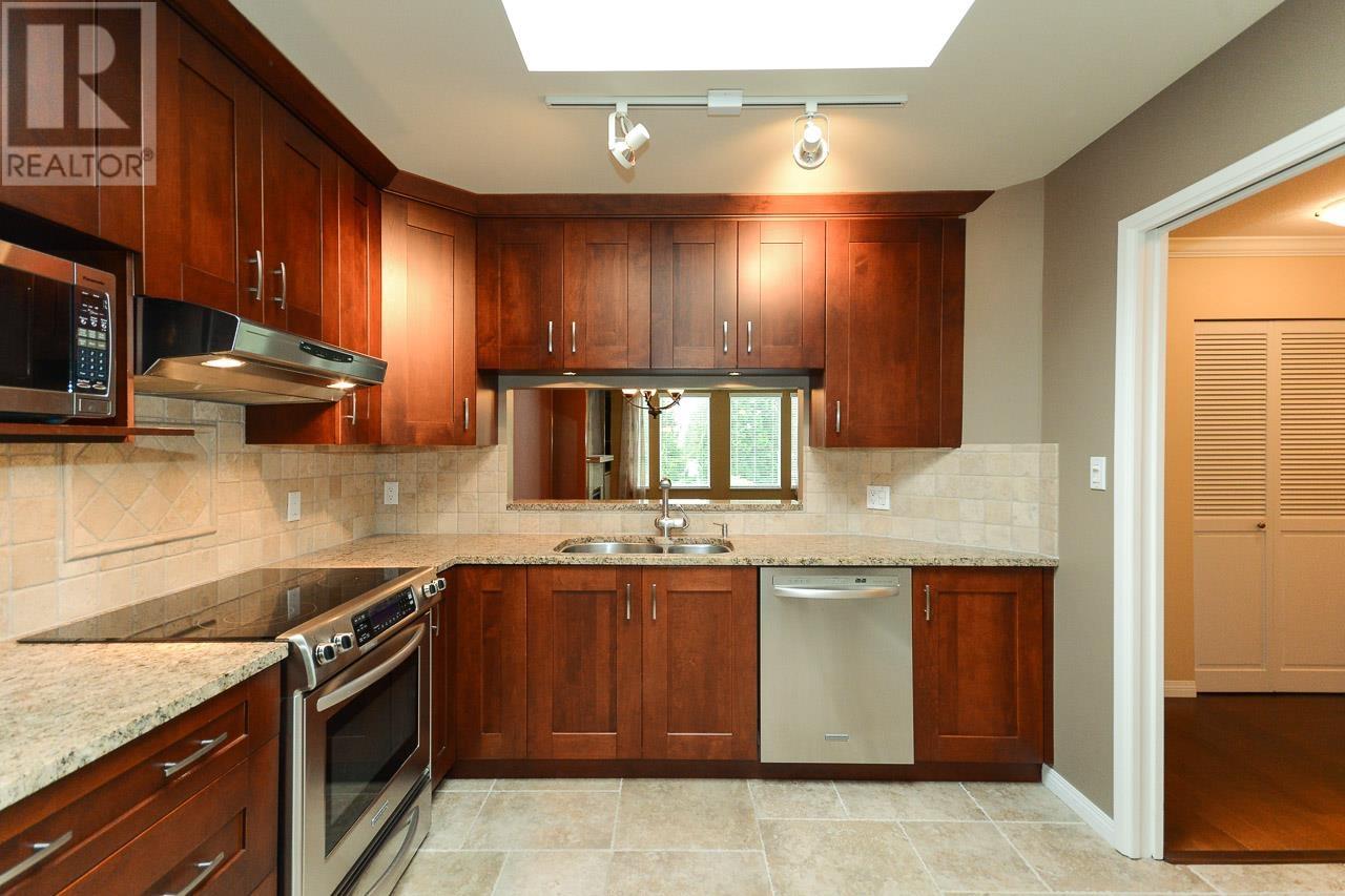 311 1695 Augusta Avenue, Burnaby, British Columbia  V5A 4S8 - Photo 5 - R3008040