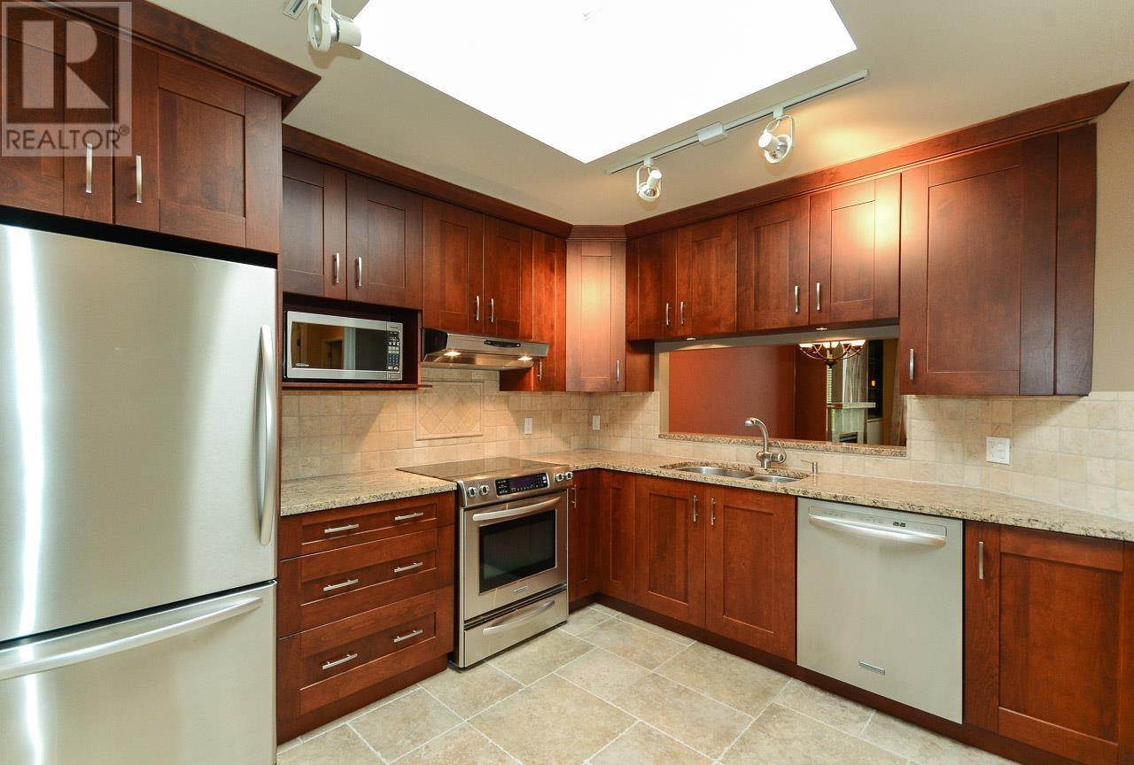 311 1695 Augusta Avenue, Burnaby, British Columbia  V5A 4S8 - Photo 3 - R3008040