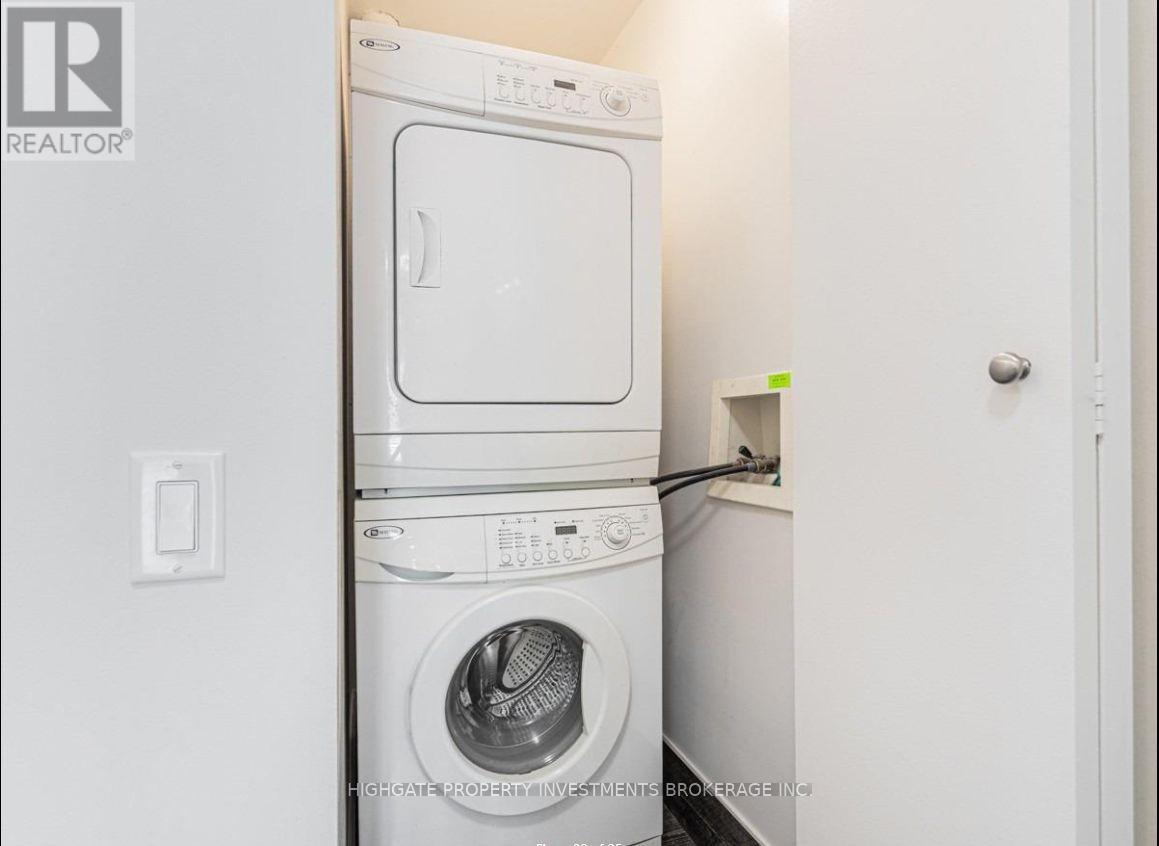 2111 - 2191 Yonge Street, Toronto, Ontario  M4S 3H8 - Photo 21 - C12177353