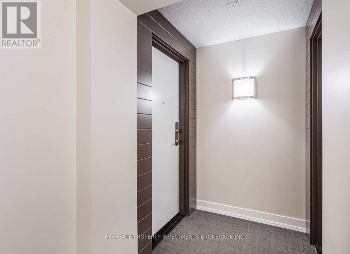 2111 - 2191 Yonge Street, Toronto, Ontario  M4S 3H8 - Photo 3 - C12177353