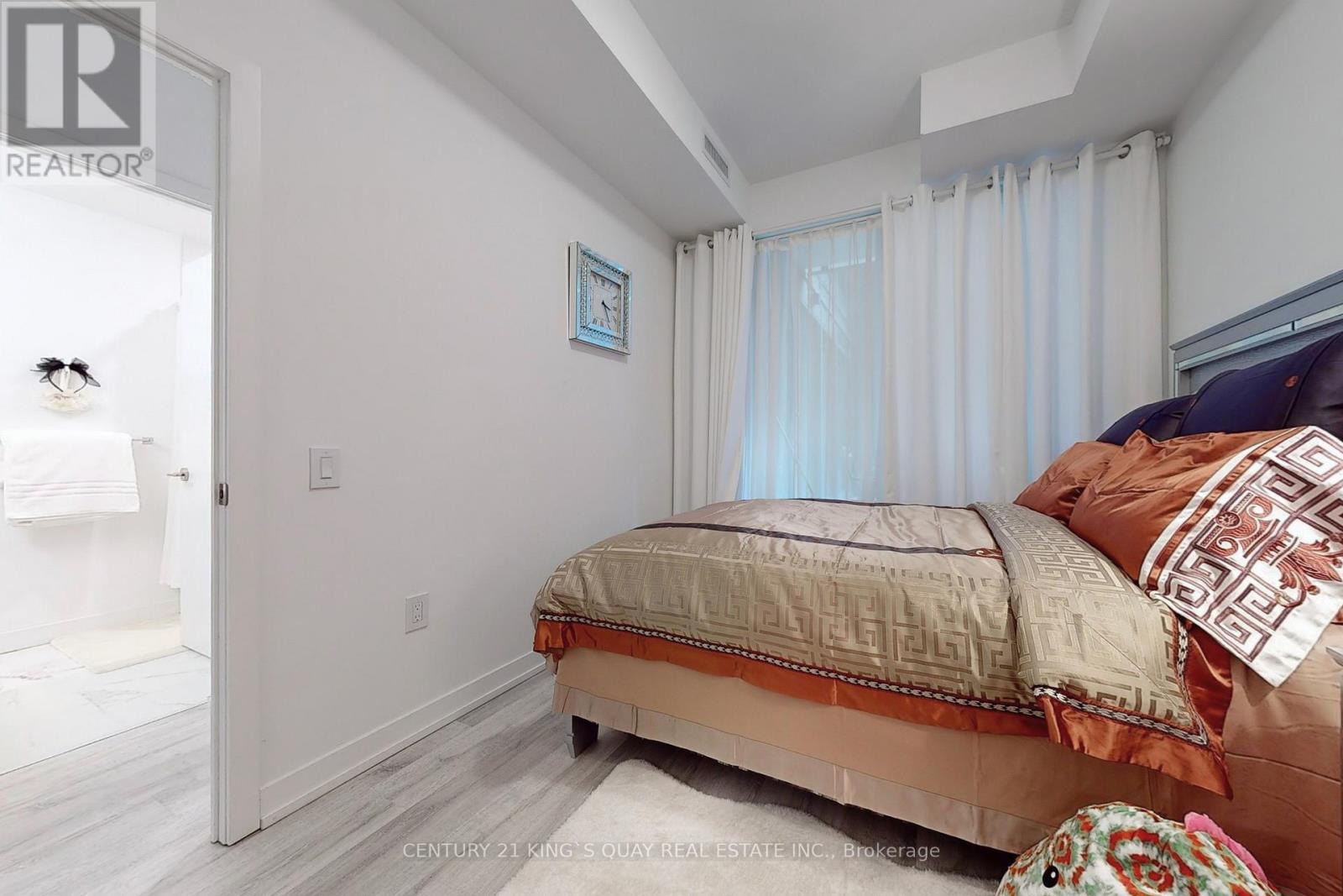 330 - 7 Golden Lion Heights, Toronto, Ontario  M2M 0C1 - Photo 14 - C12177355