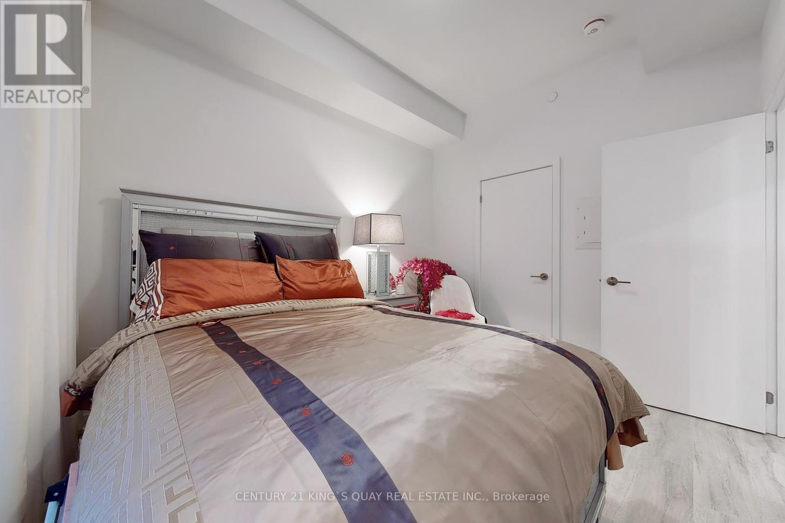 330 - 7 Golden Lion Heights, Toronto, Ontario  M2M 0C1 - Photo 15 - C12177355