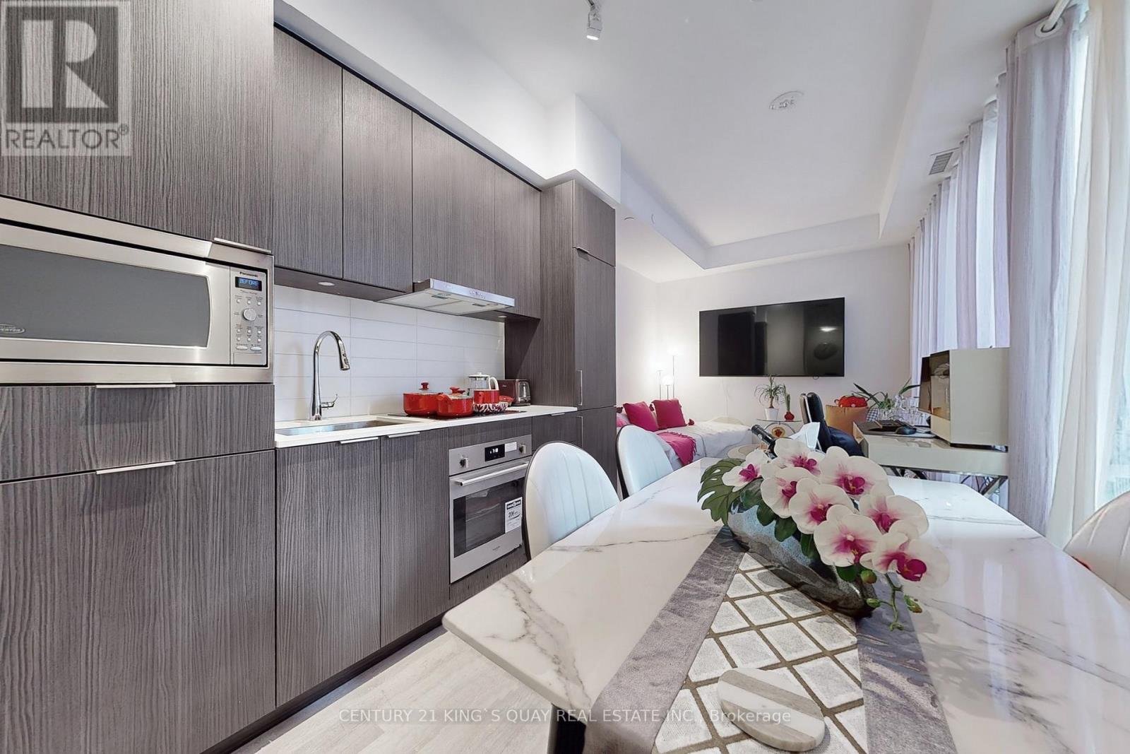 330 - 7 Golden Lion Heights, Toronto, Ontario  M2M 0C1 - Photo 9 - C12177355