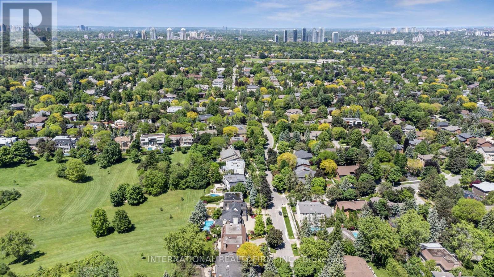 6 Penwood Crescent, Toronto, Ontario  M3B 2B9 - Photo 42 - C12176425