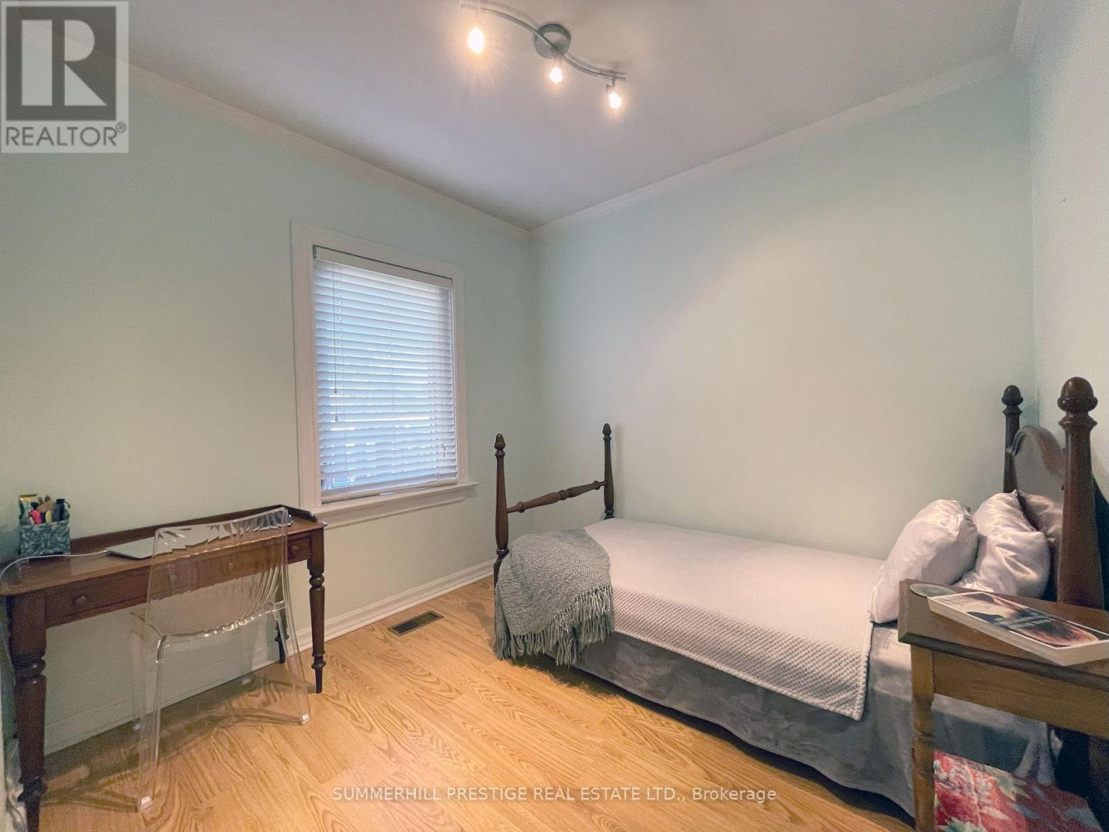 53 Bowie Avenue, Toronto, Ontario  M6E 2P4 - Photo 17 - W12028779