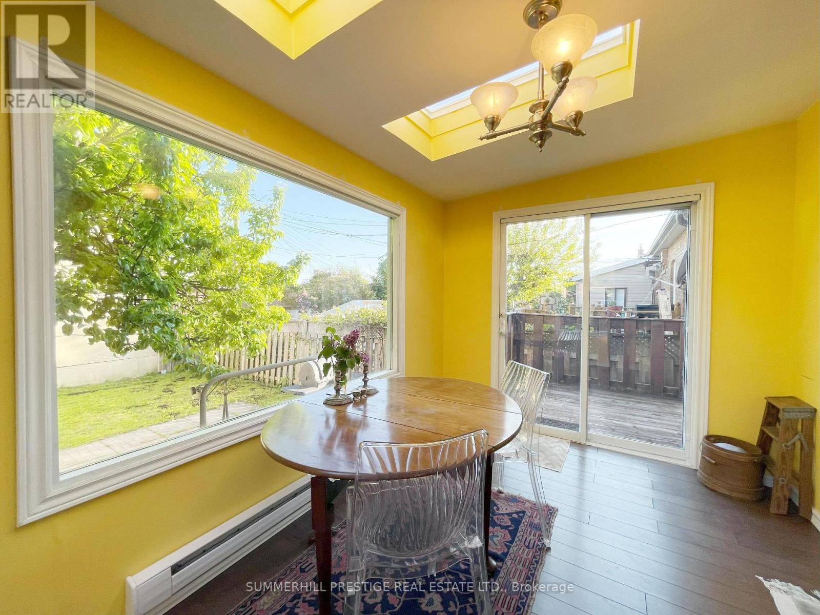 53 Bowie Avenue, Toronto, Ontario  M6E 2P4 - Photo 25 - W12028779