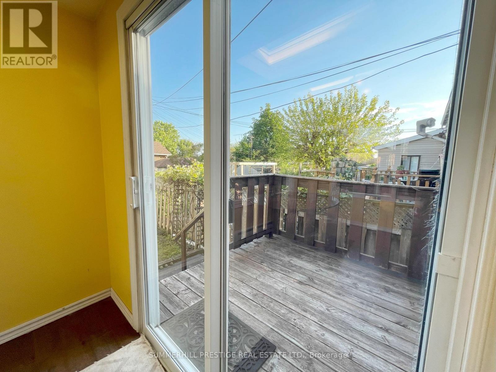 53 Bowie Avenue, Toronto, Ontario  M6E 2P4 - Photo 27 - W12028779