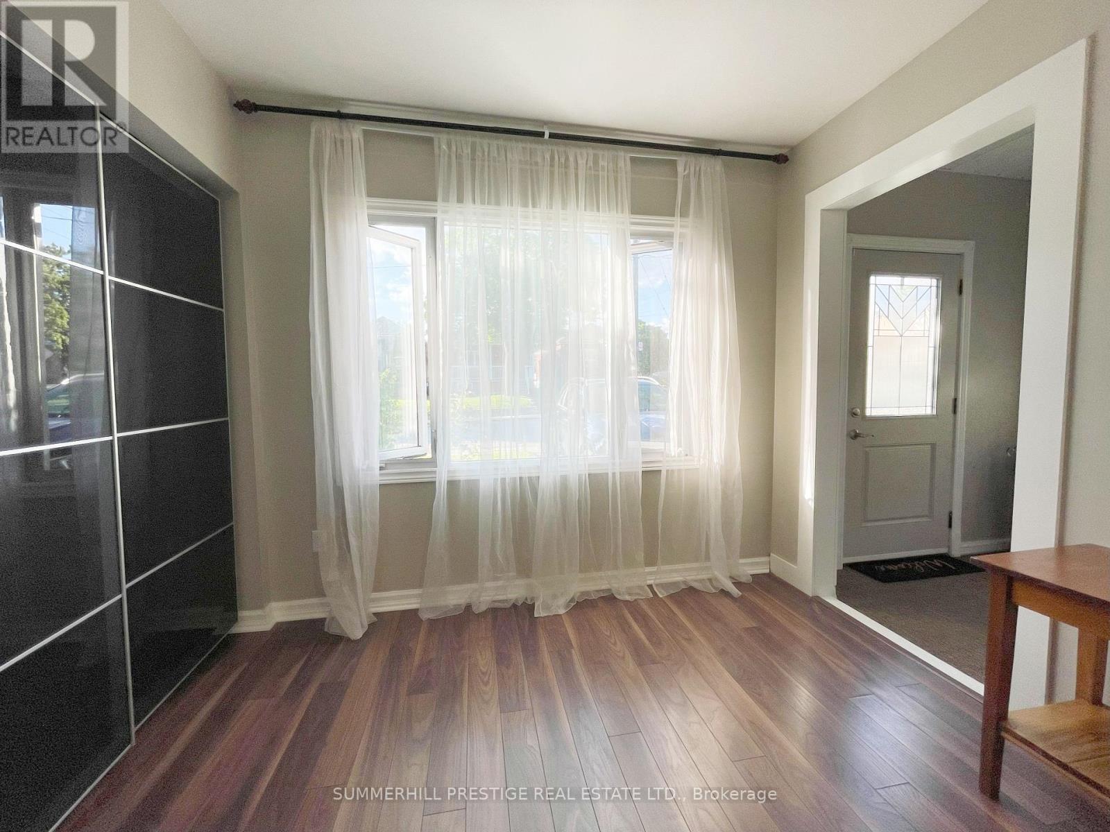 53 Bowie Avenue, Toronto, Ontario  M6E 2P4 - Photo 6 - W12028779