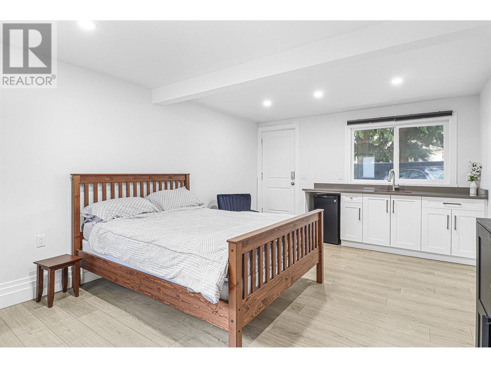 1225 Foster Avenue, Coquitlam, British Columbia  V3J 2M8 - Photo 13 - R3007391