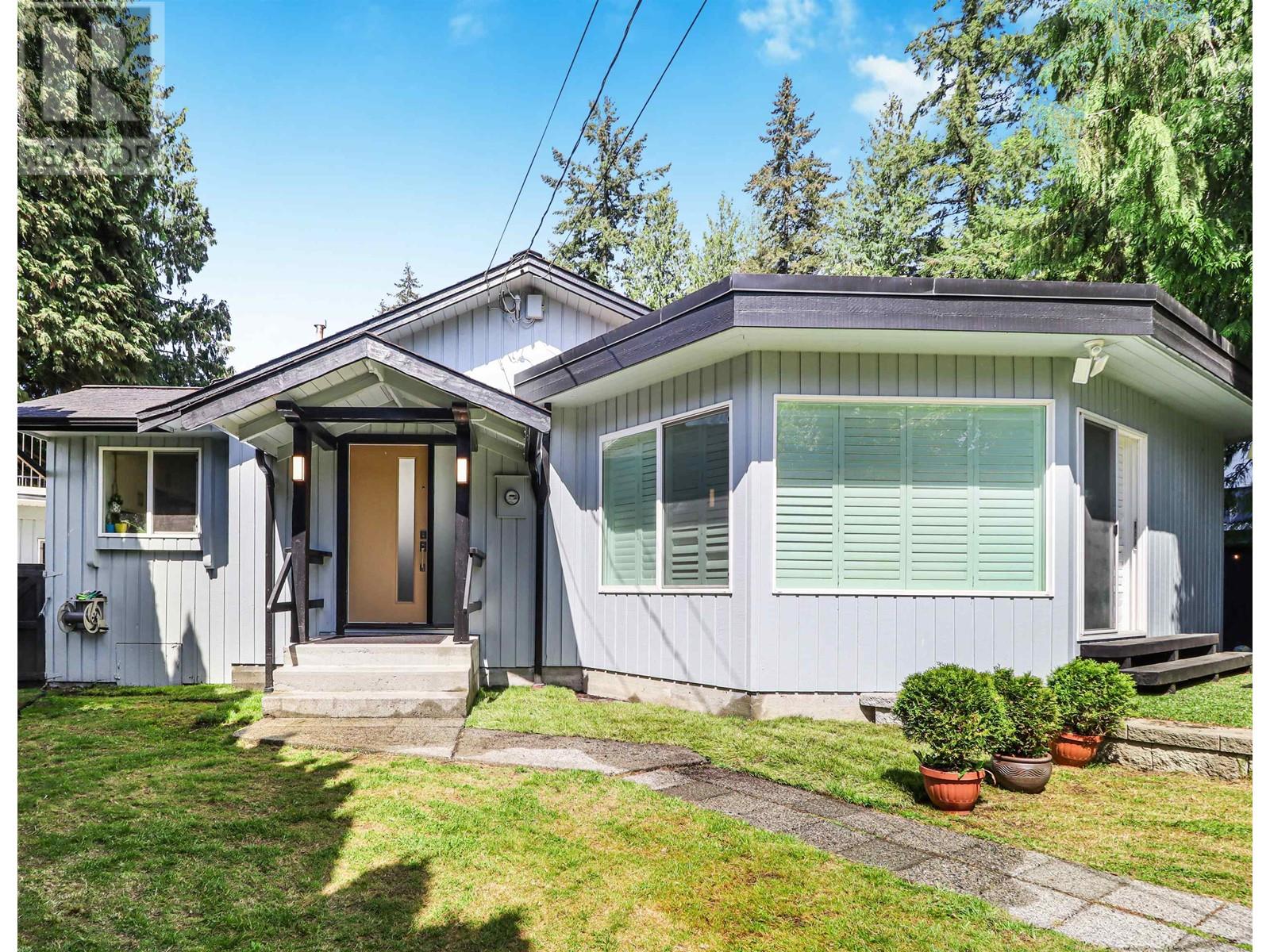 1225 Foster Avenue, Coquitlam, British Columbia  V3J 2M8 - Photo 1 - R3007391