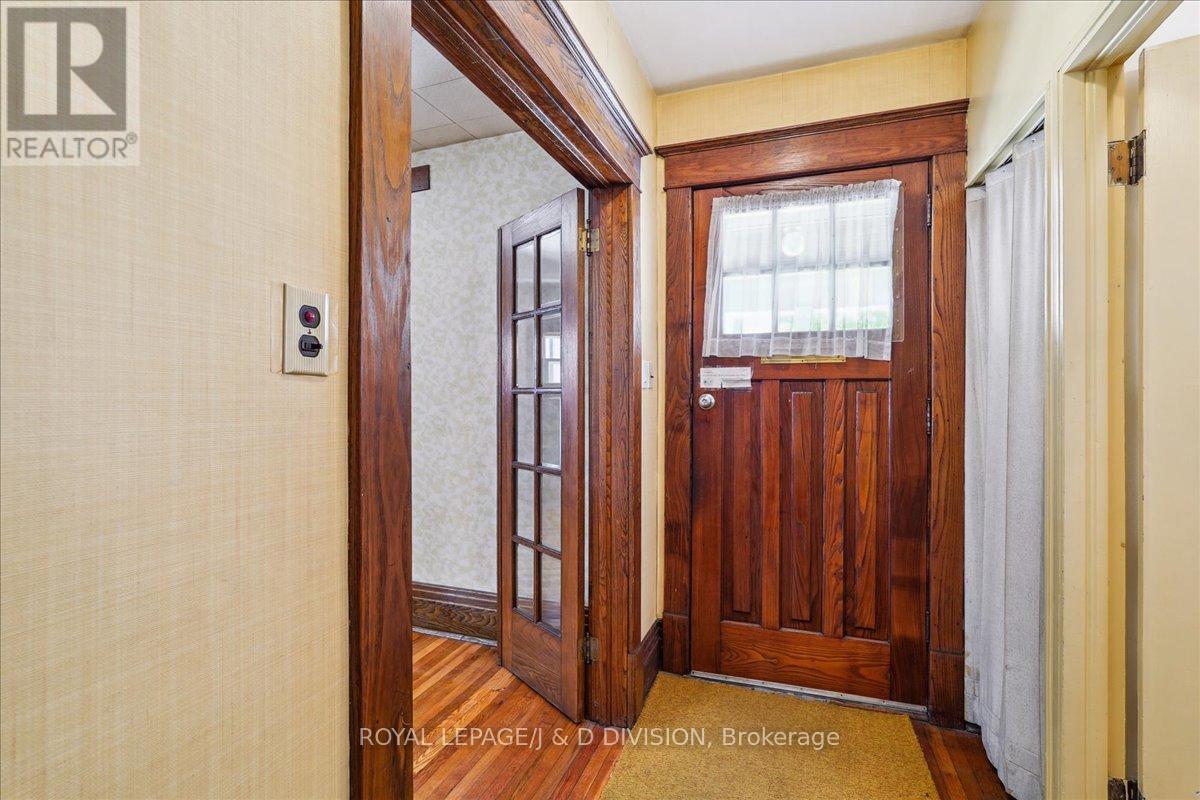172 Briar Hill Avenue, Toronto, Ontario  M4R 1H9 - Photo 8 - C12177274