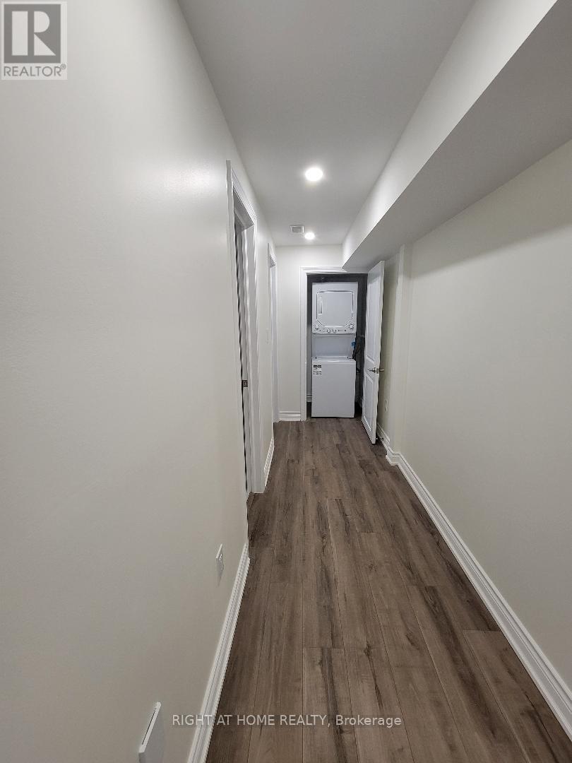 105 Laurier Avenue, Richmond Hill, Ontario  L4E 4P7 - Photo 5 - N12078524