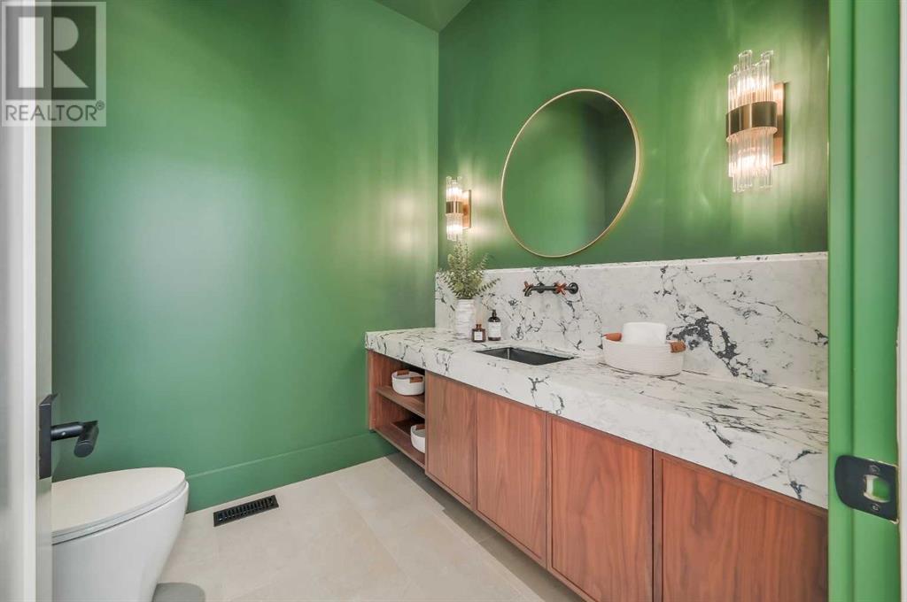 1608 49 Avenue Sw, Calgary, Alberta  T2T 2T7 - Photo 3 - A2220965