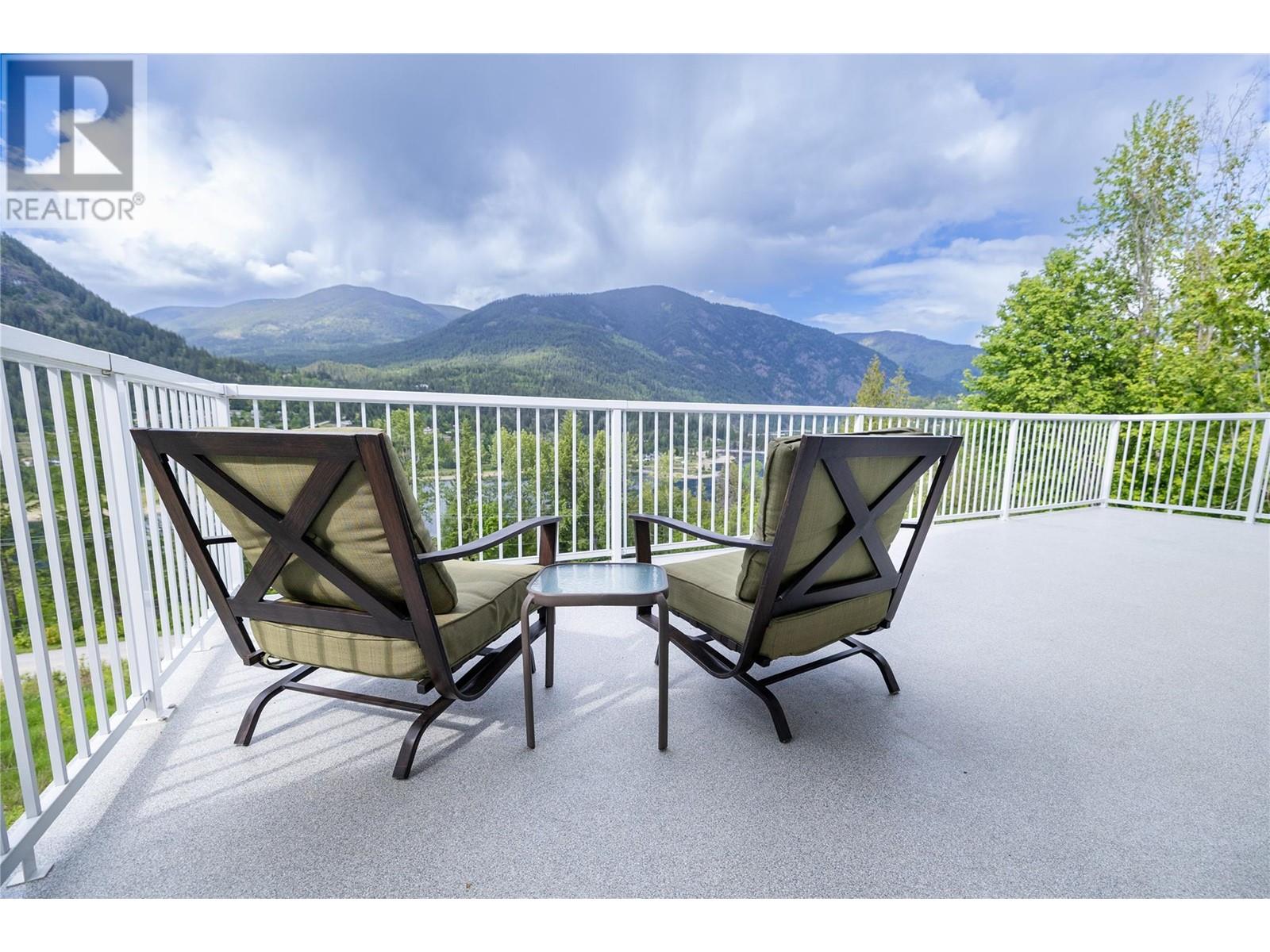 3288 Vindusky Road, Nelson, BC V1L6X7