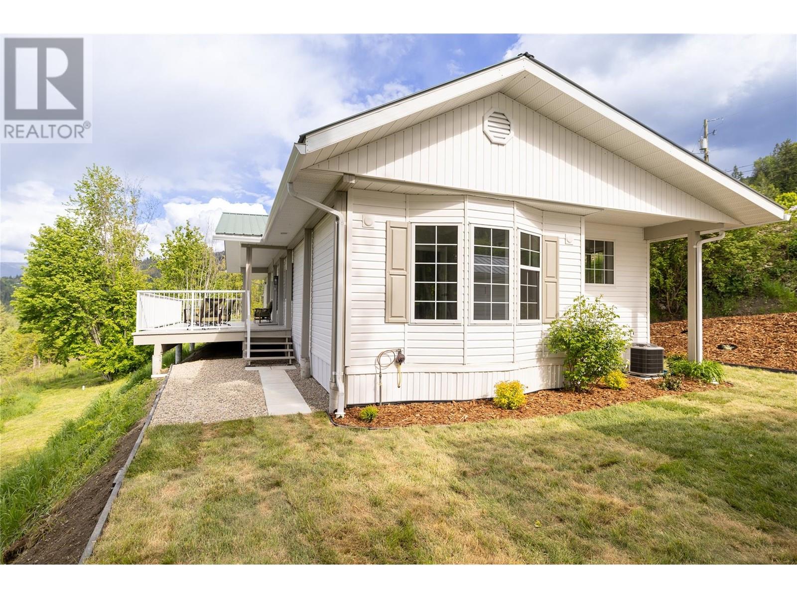 3288 Vindusky Road, Nelson, BC V1L6X7