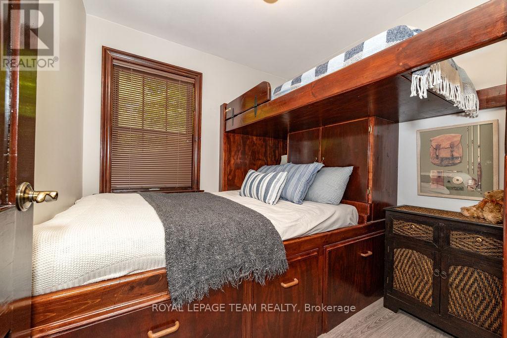 861 Stones Lake Road, Greater Madawaska, Ontario  K0J 1H0 - Photo 22 - X12177376