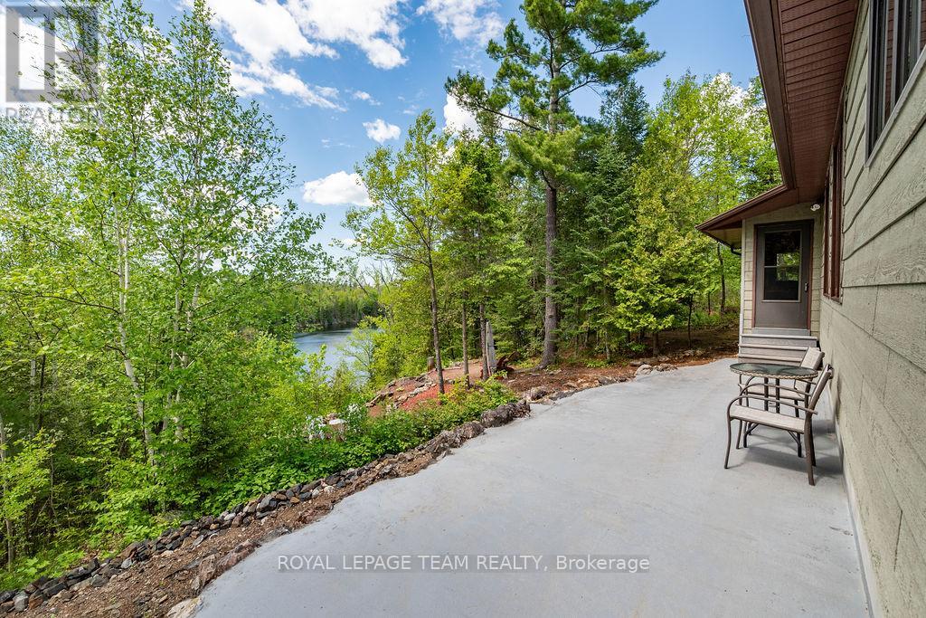 861 Stones Lake Road, Greater Madawaska, Ontario  K0J 1H0 - Photo 4 - X12177376