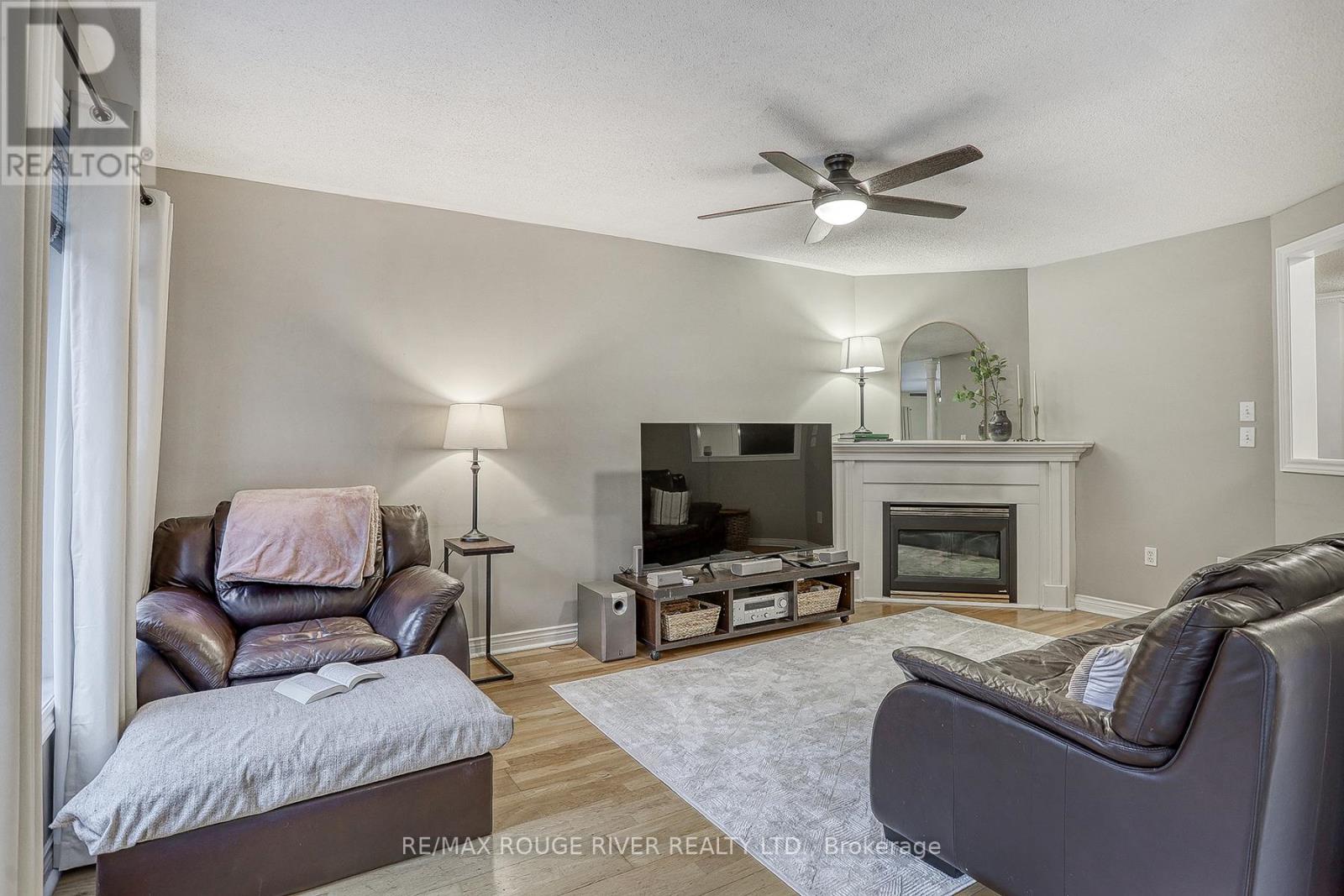 27 Markwood Crescent, Whitby (Rolling Acres), Ontario  L1R 2S3 - Photo 13 - E12040523