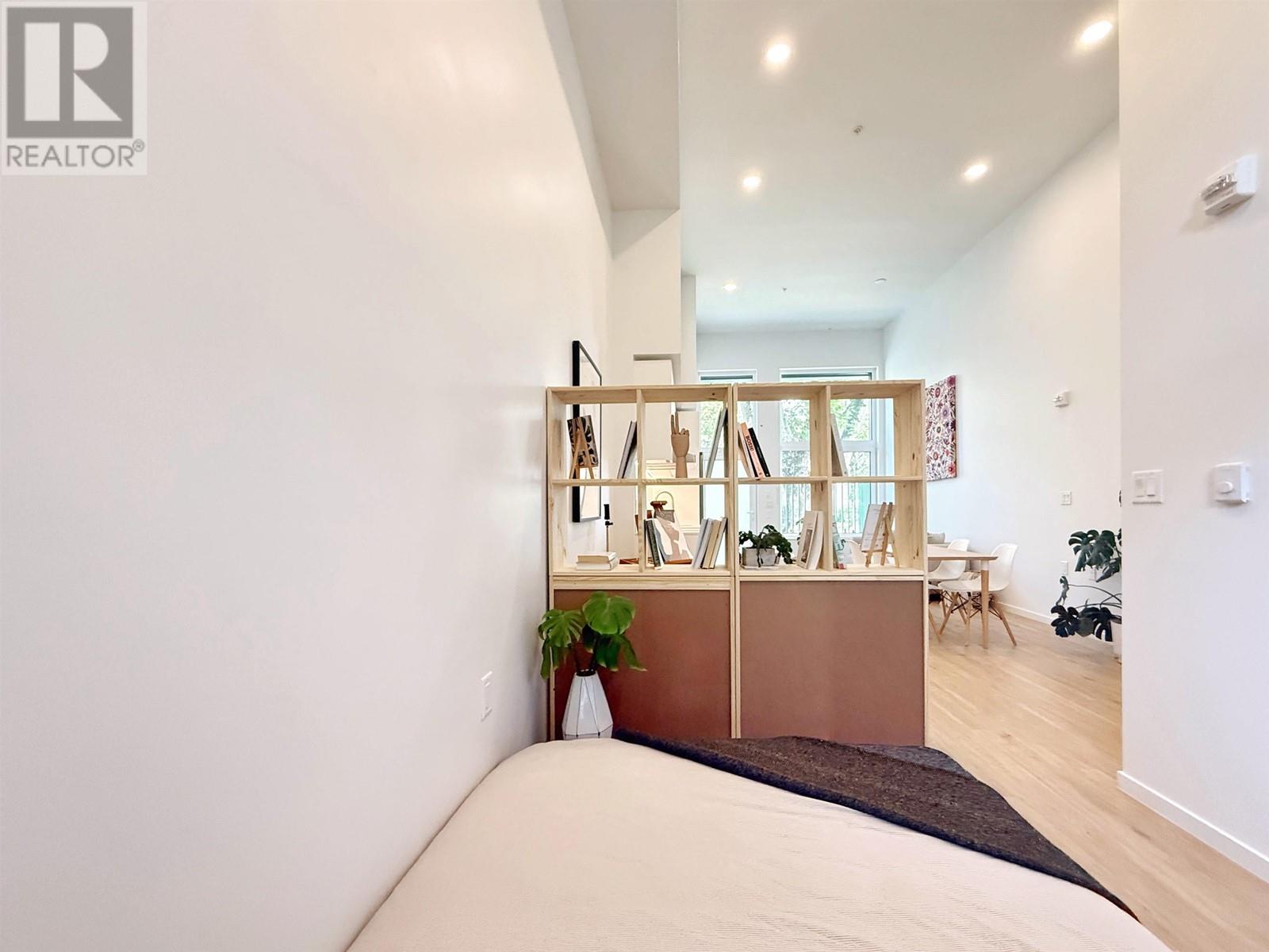 11 198 Ontario Place, Vancouver, British Columbia  V5W 1S2 - Photo 11 - R2987798