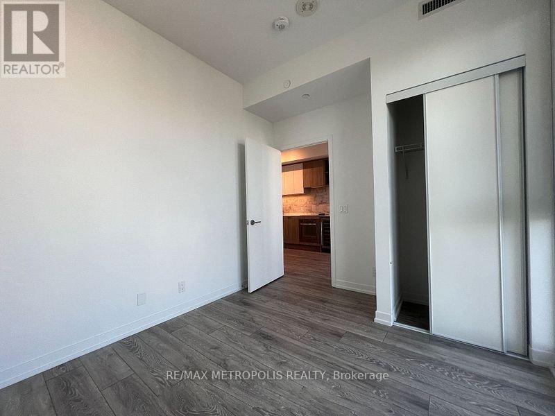 735 - 2020 Bathurst Street, Toronto, Ontario  M5P 0A6 - Photo 5 - C12177394