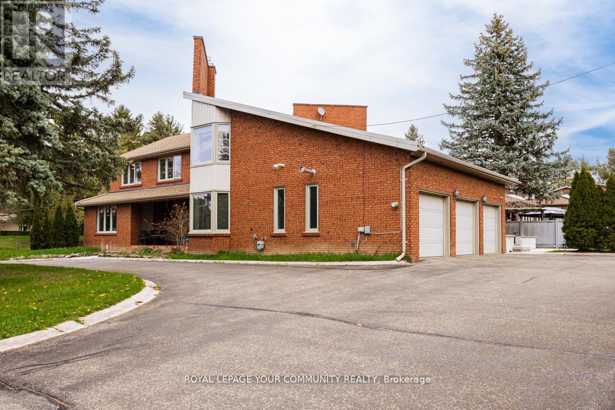 117 Hayhoe Avenue, Vaughan, Ontario  L4L 1S5 - Photo 4 - N12177393