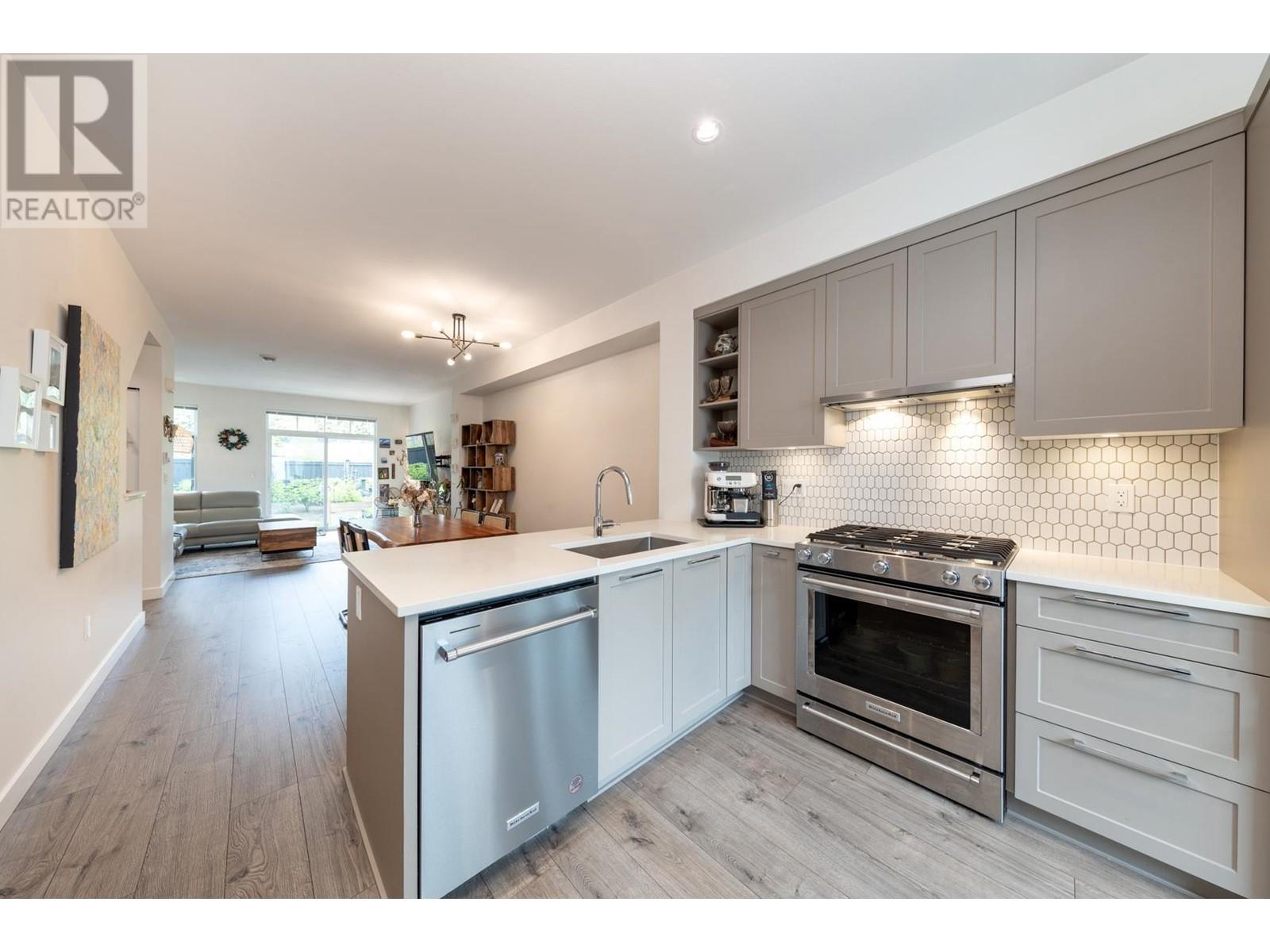 140 3565 Baycrest Avenue, Coquitlam, British Columbia  V3B 2W7 - Photo 8 - R3007829