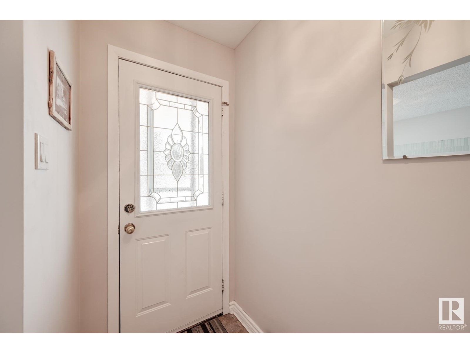 7047 132a Av Nw, Edmonton, Alberta  T5C 2B8 - Photo 3 - E4438789
