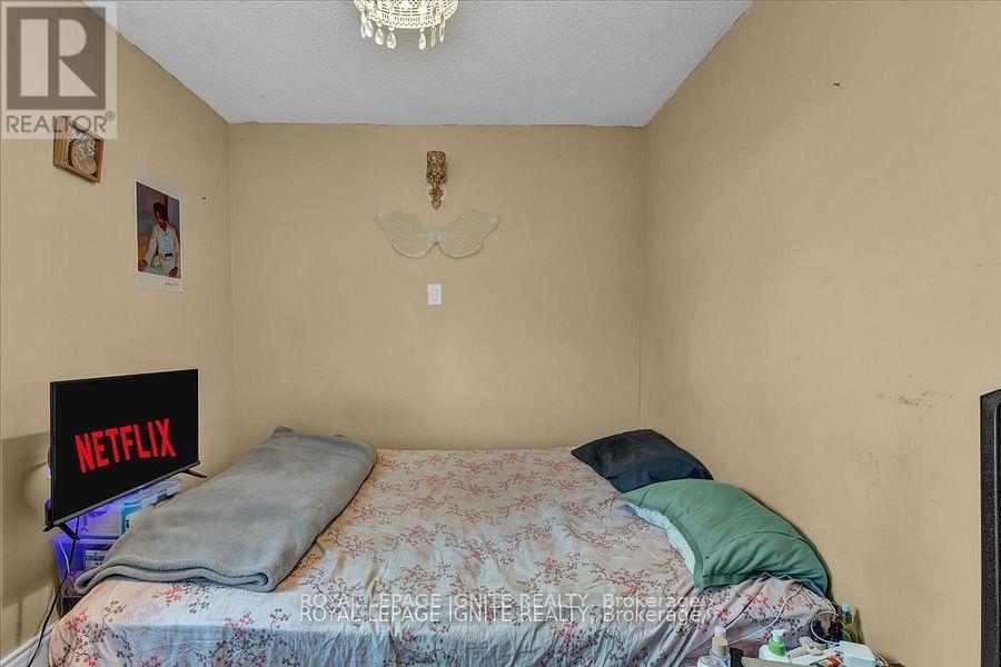 98 Sheldrake Court, Brampton (Brampton South), Ontario  L6Y 2W9 - Photo 13 - W12177364