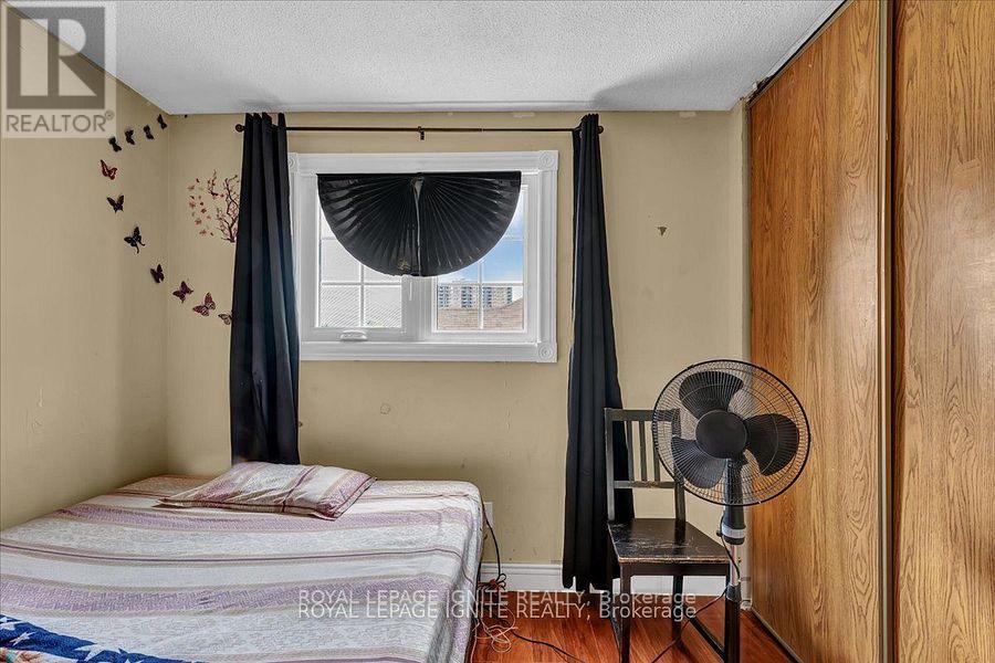 98 Sheldrake Court, Brampton (Brampton South), Ontario  L6Y 2W9 - Photo 15 - W12177364