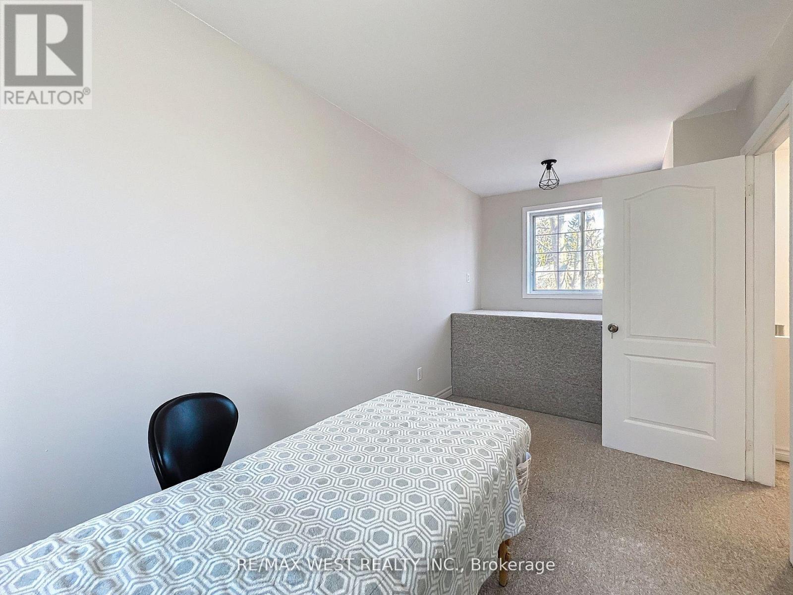 56 Forty First Street, Toronto (Long Branch), Ontario  M8W 3N6 - Photo 17 - W12177368
