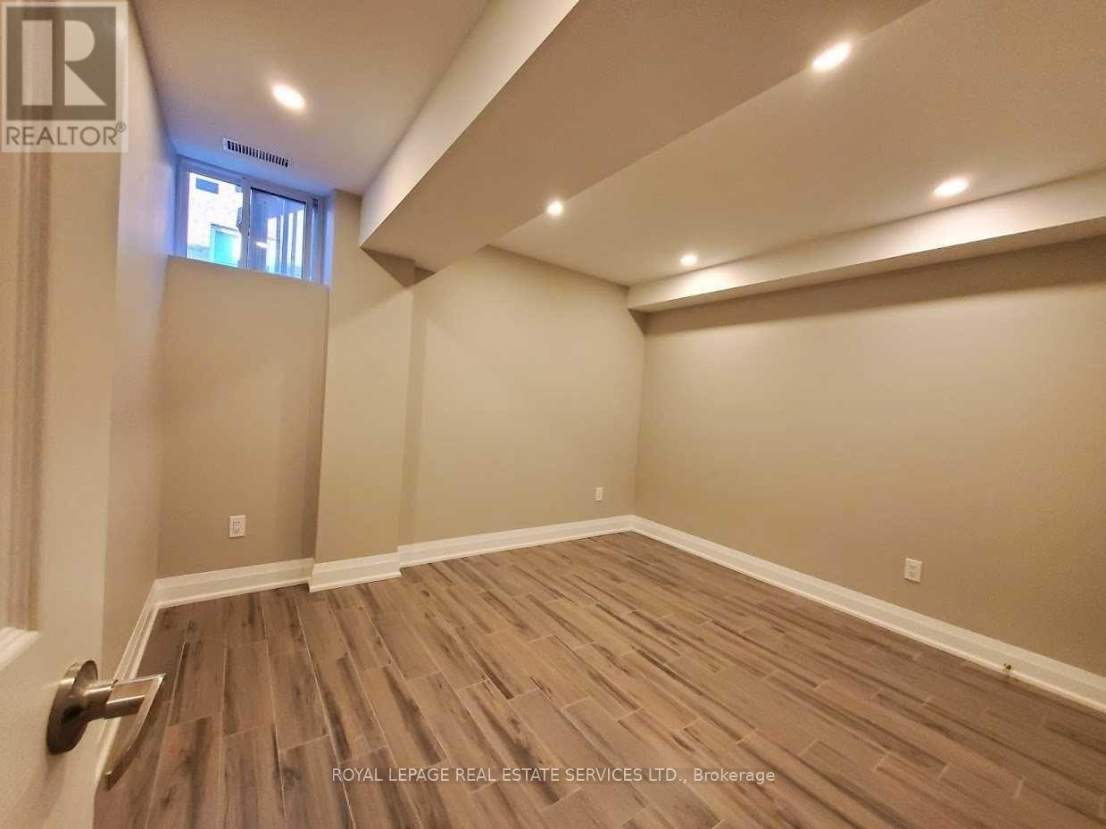 Bsmt - 39 Vezna Crescent, Brampton (Credit Valley), Ontario  L6X 5K5 - Photo 9 - W12177402