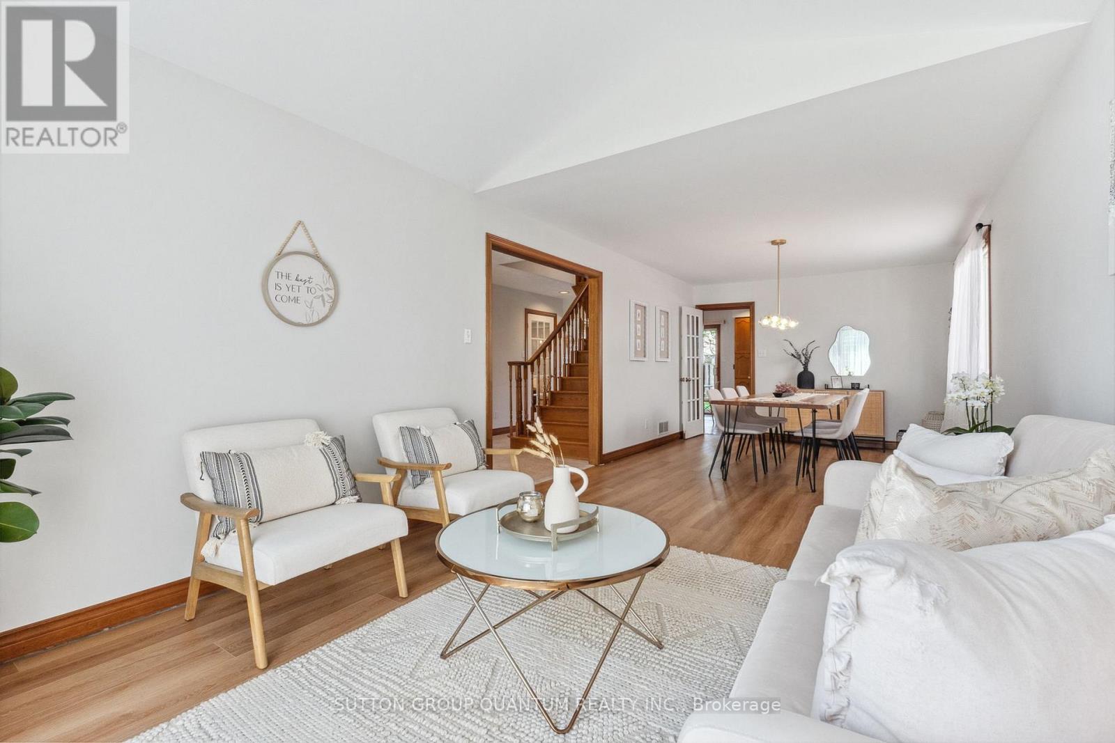 95 Gatestone Drive, Hamilton, Ontario  L8J 2V1 - Photo 7 - X12177366