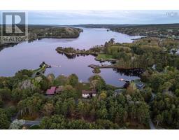 32 Airlee Acres Road