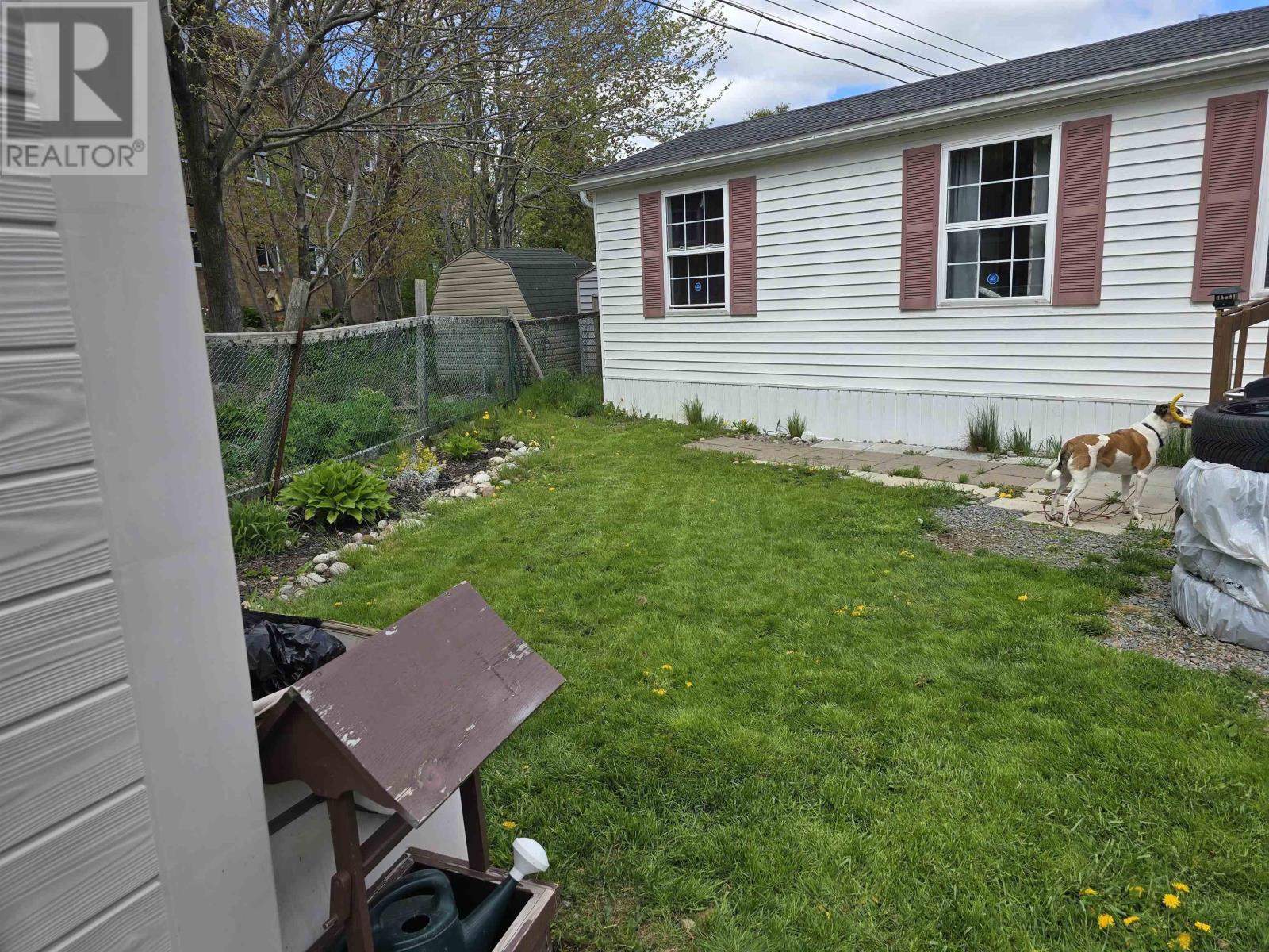 51 Earleton Avenue, Dartmouth, Nova Scotia  B2Y 2A6 - Photo 2 - 202512505