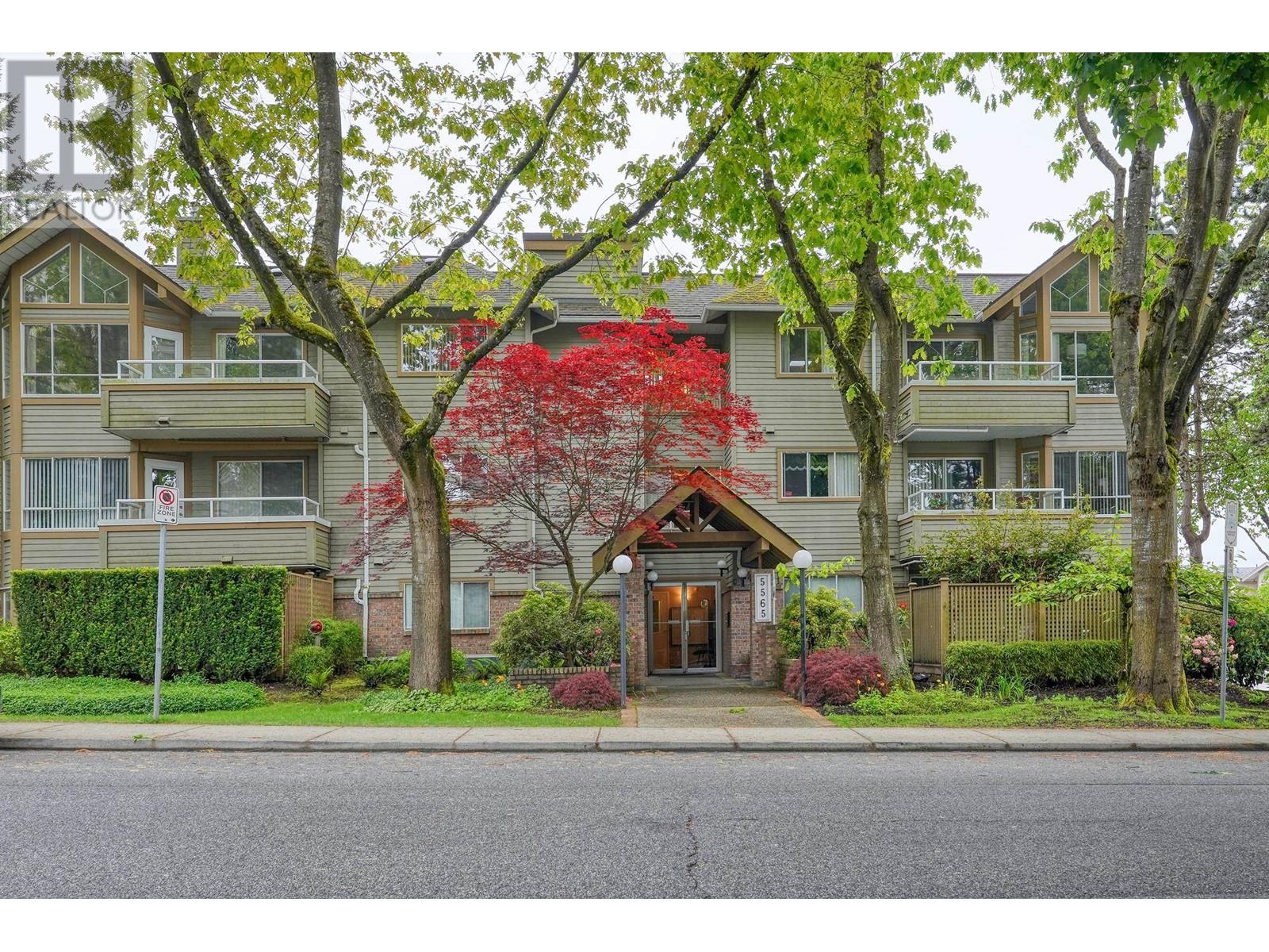 307 5565 INMAN AVENUE, Burnaby, British Columbia