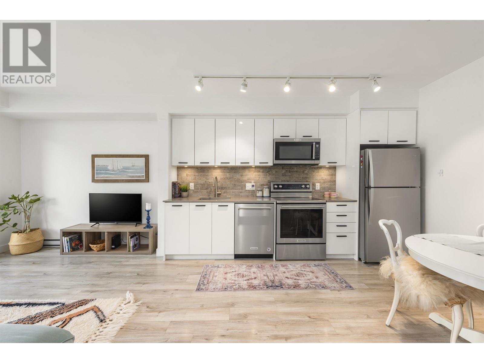 503 38013 Third Avenue, Squamish, British Columbia  V8B 0Z8 - Photo 4 - R3008074